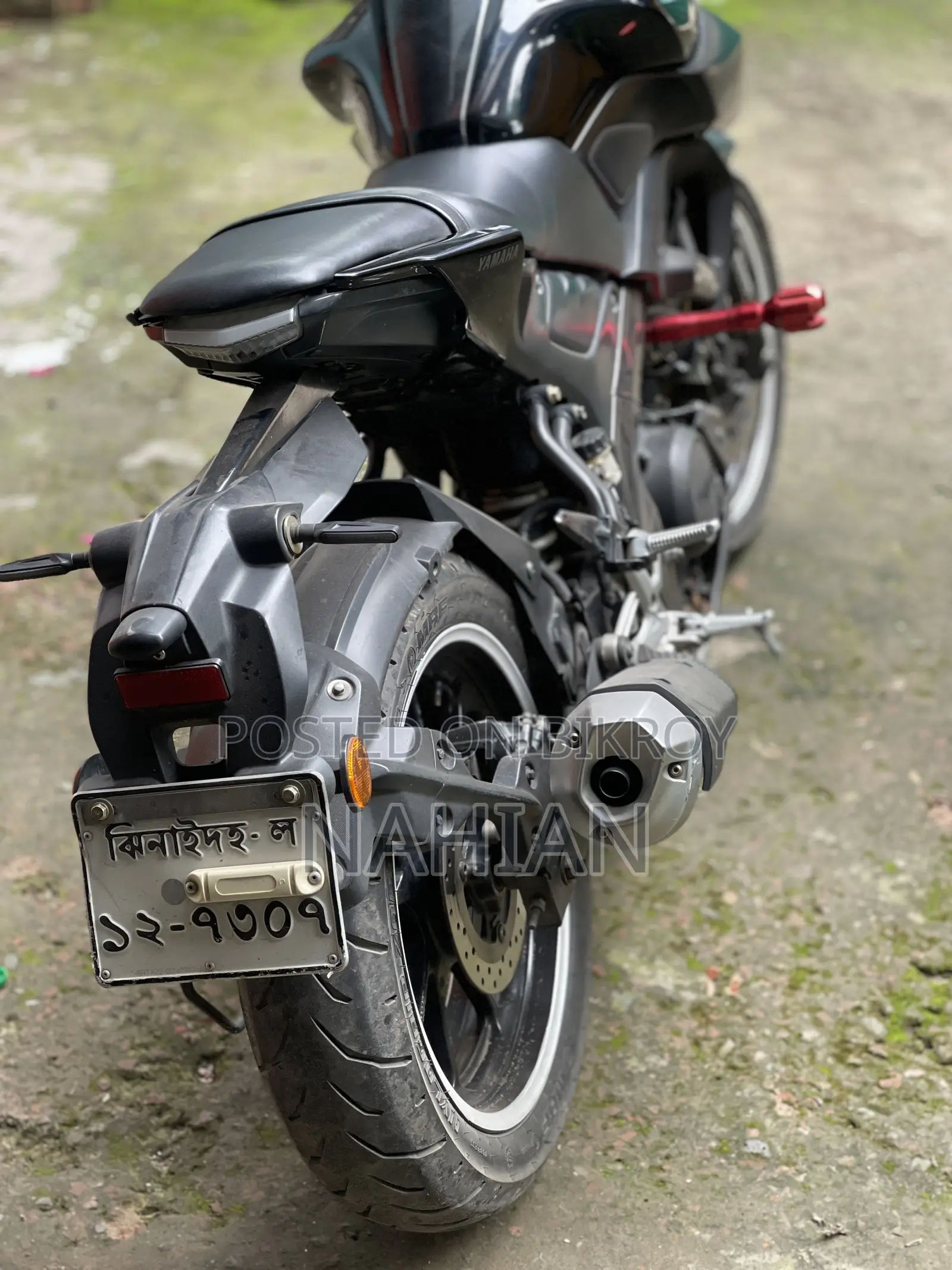 Yamaha 2020 Black