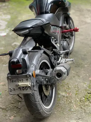 Yamaha 2020 Black