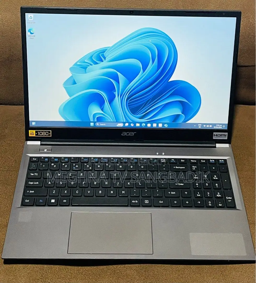Laptop Acer 3GB Intel SSD 256GB
