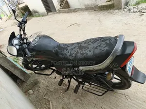 Walton Cruize 2016 Black