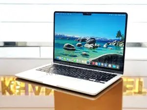 Laptop Apple MacBook Pro 2021 M1 Max 8GB Apple M3 SSD 256GB