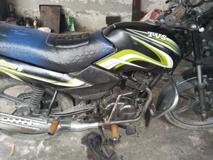 TVS Metro 2018 Green