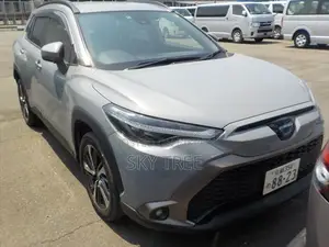 Toyota Corolla Cross 1.8 Hybrid FWD 2022 Gray