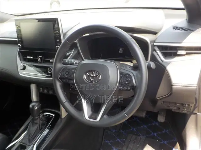 Toyota Corolla Cross 1.8 Hybrid FWD 2022 Gray