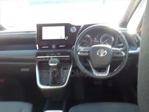 Toyota Noah 2022 Black