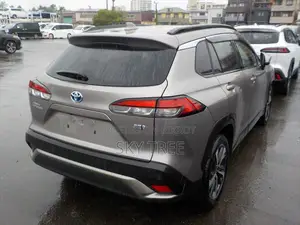 Toyota Corolla Cross 1.8 Hybrid FWD 2022 Gray