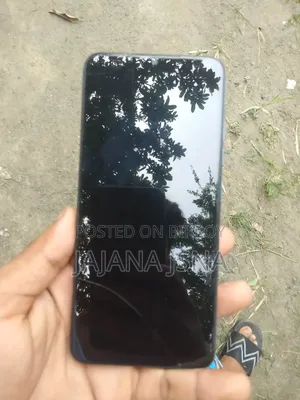 Tecno Spark Go 64 GB