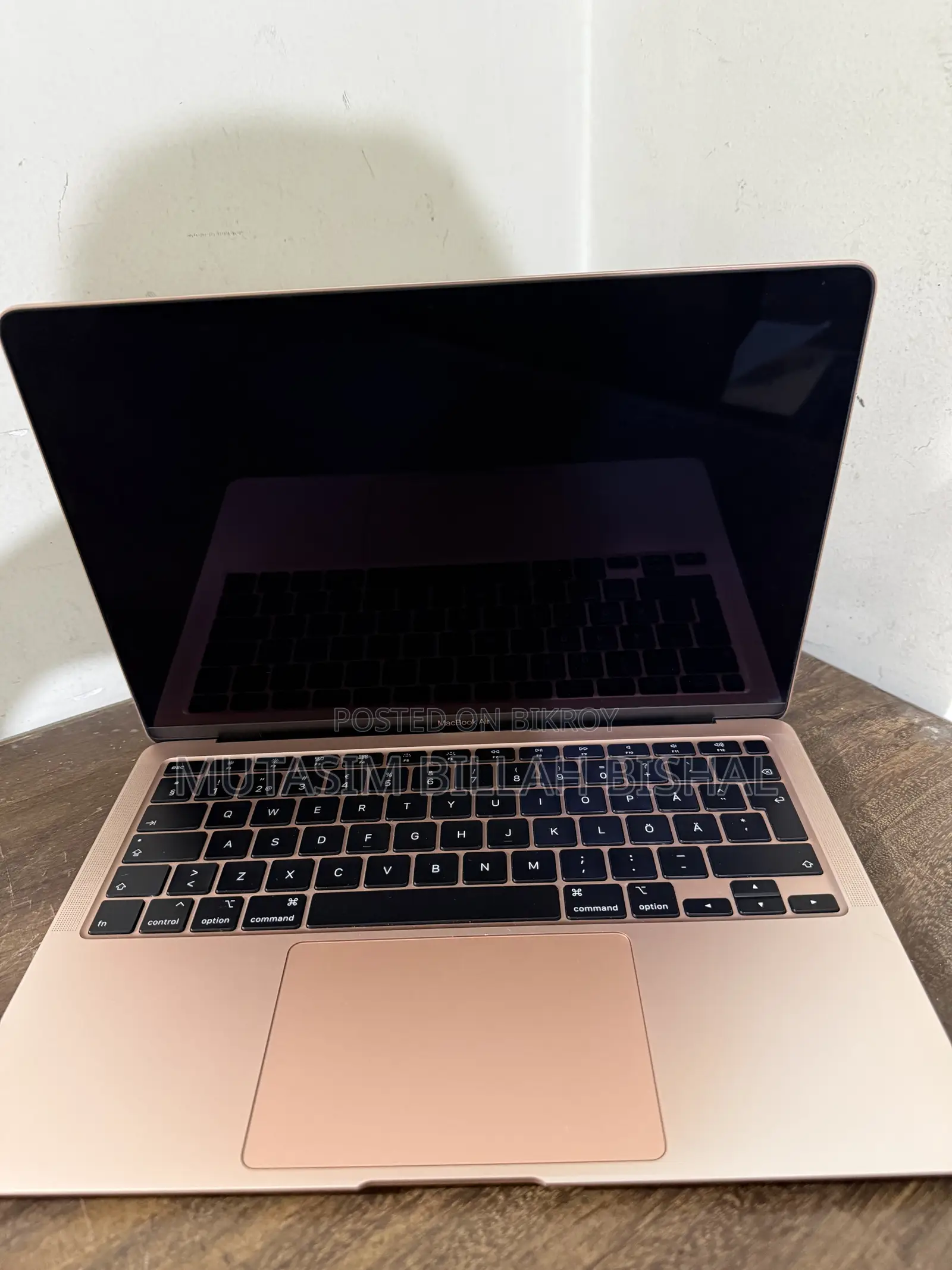 Laptop Apple MacBook Air 2020 8GB Intel SSD 256GB