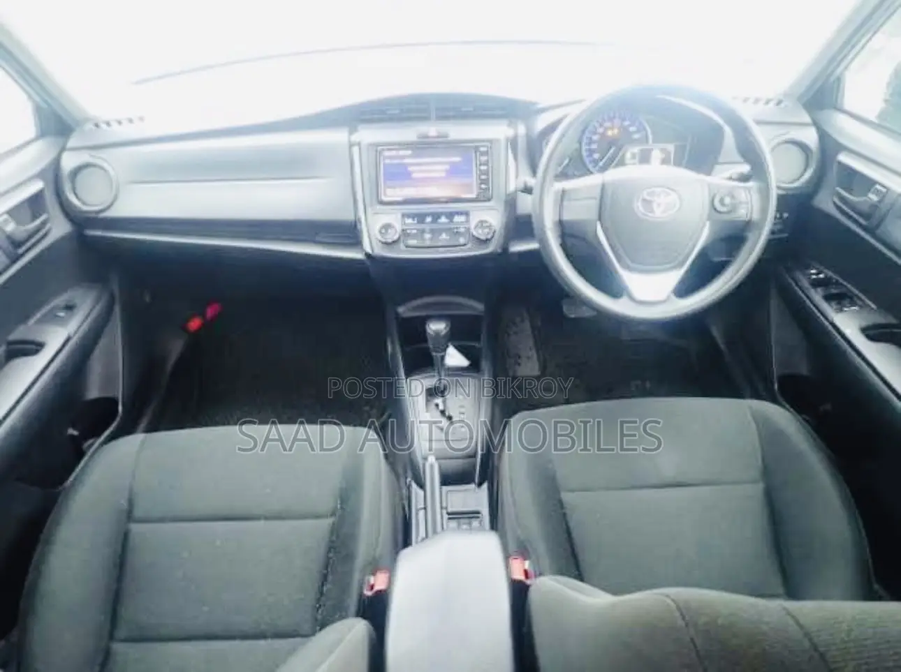 Toyota Axio 2021 Silver