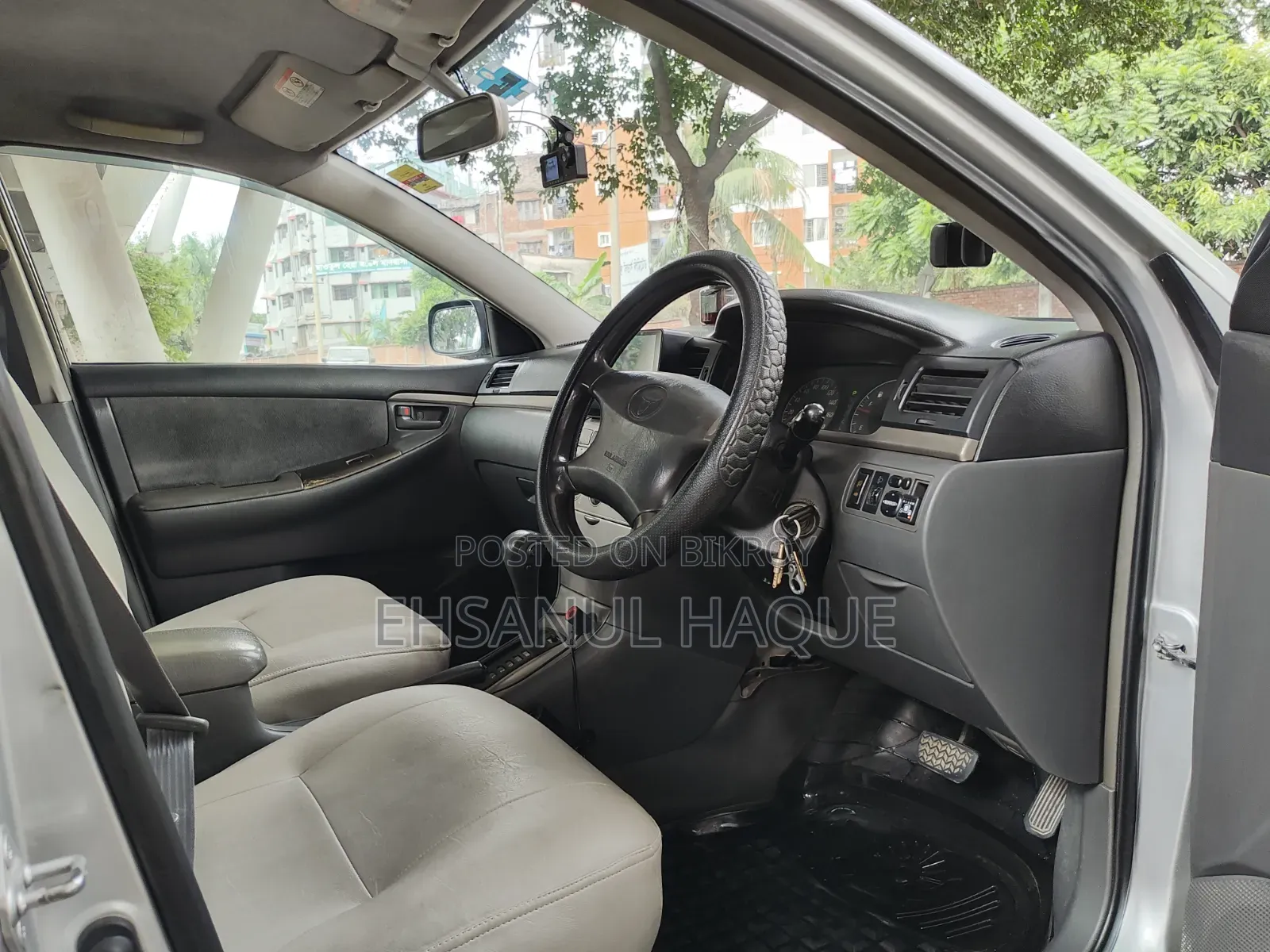 Toyota Corolla 2004 Silver