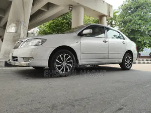 Toyota Corolla 2004 Silver