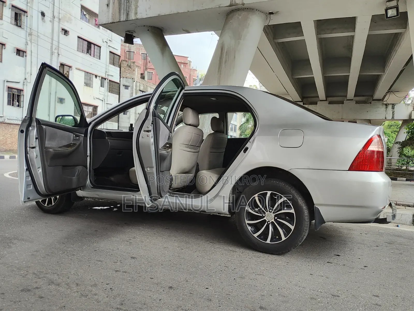Toyota Corolla 2004 Silver