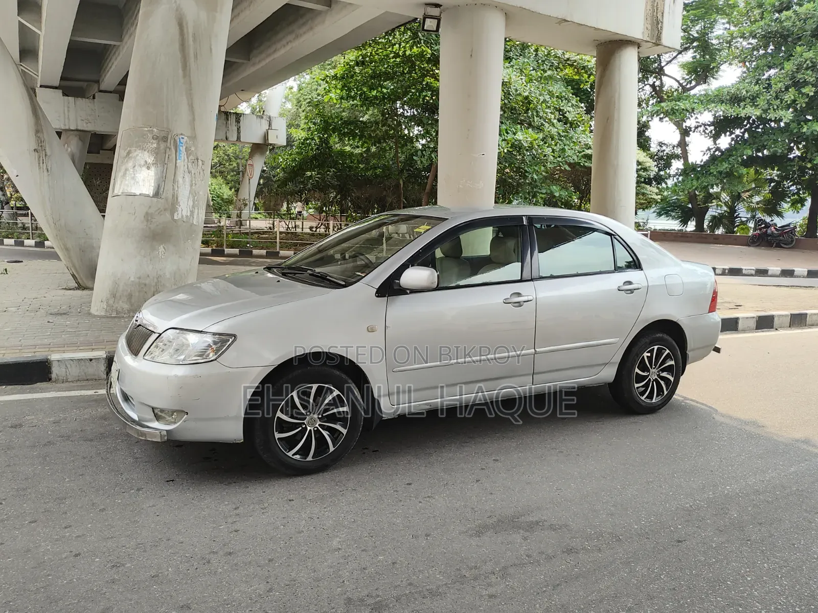 Toyota Corolla 2004 Silver