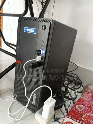 Desktop Computer Lenovo ThinkCentre M720 8GB Intel Core i3 SSD 128GB