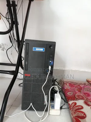 Desktop Computer Lenovo ThinkCentre M720 8GB Intel Core i3 SSD 128GB