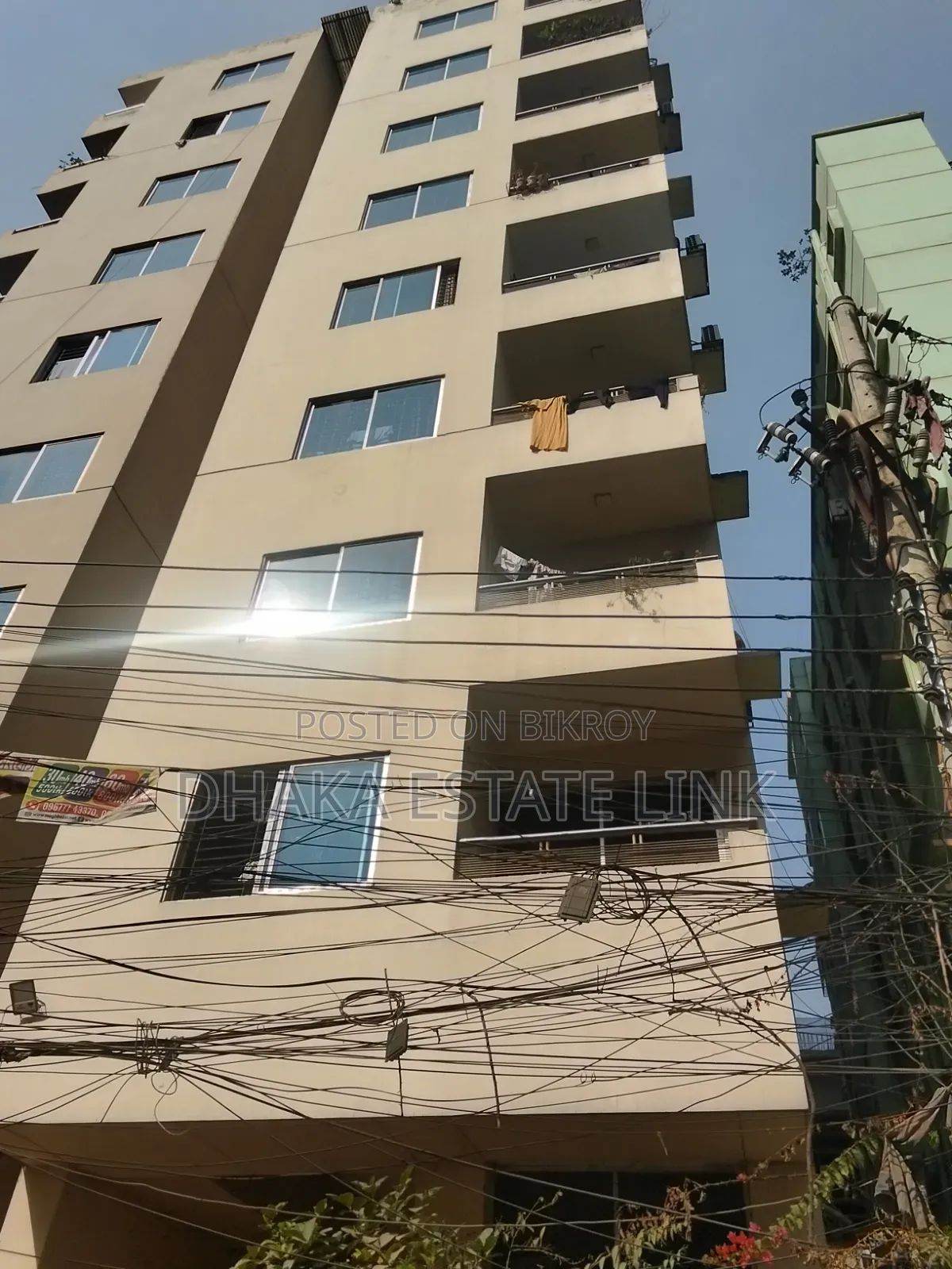 5 Bedroom Apartment in Mogbazar for Sale