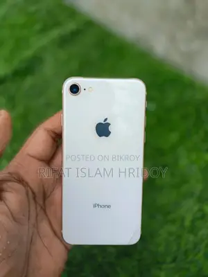 Apple iPhone 8 64 GB White