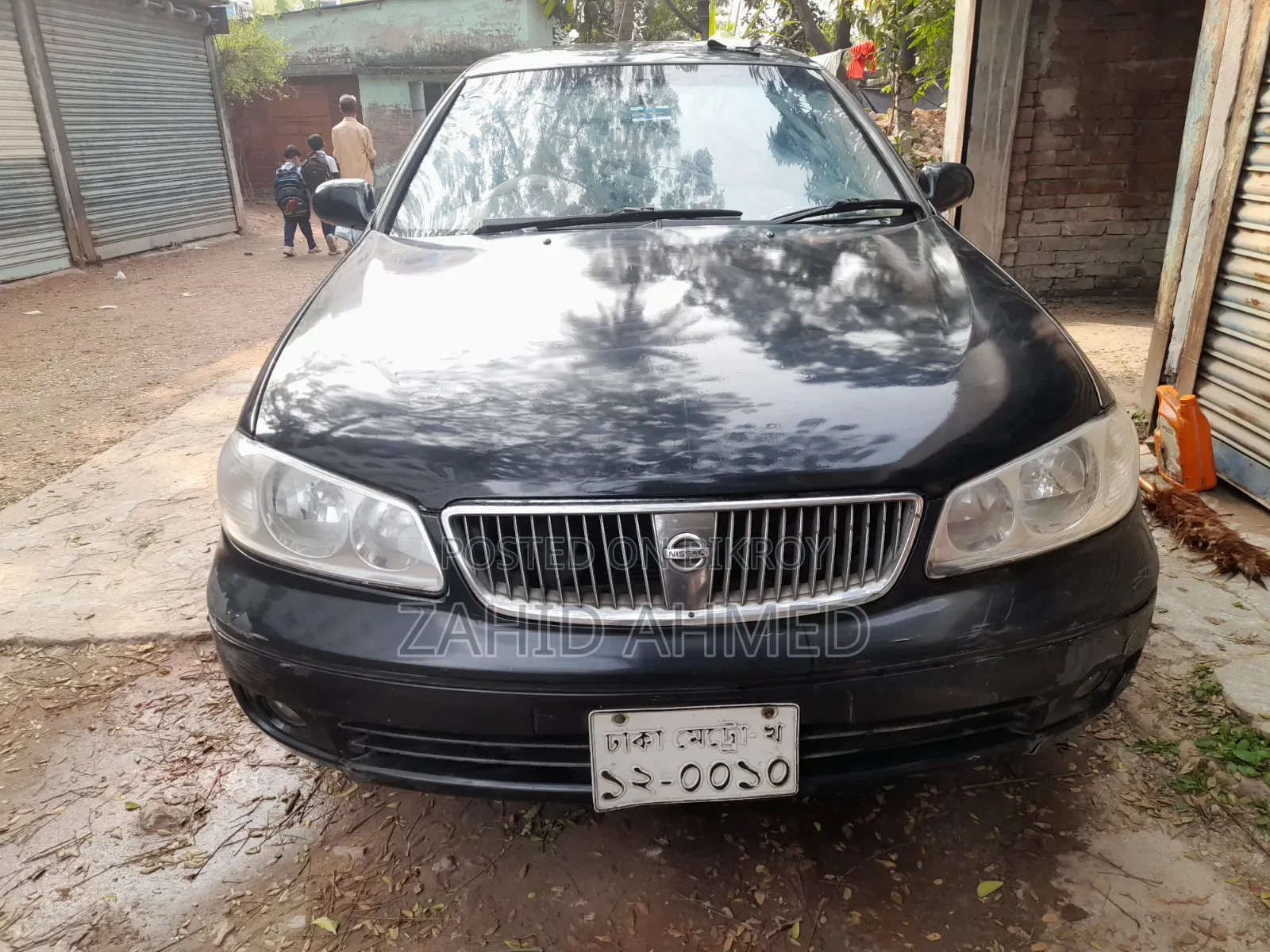 Nissan Sunny 2004 Black