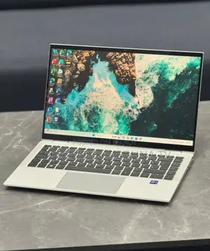 Laptop HP 4GB Intel SSD 500GB