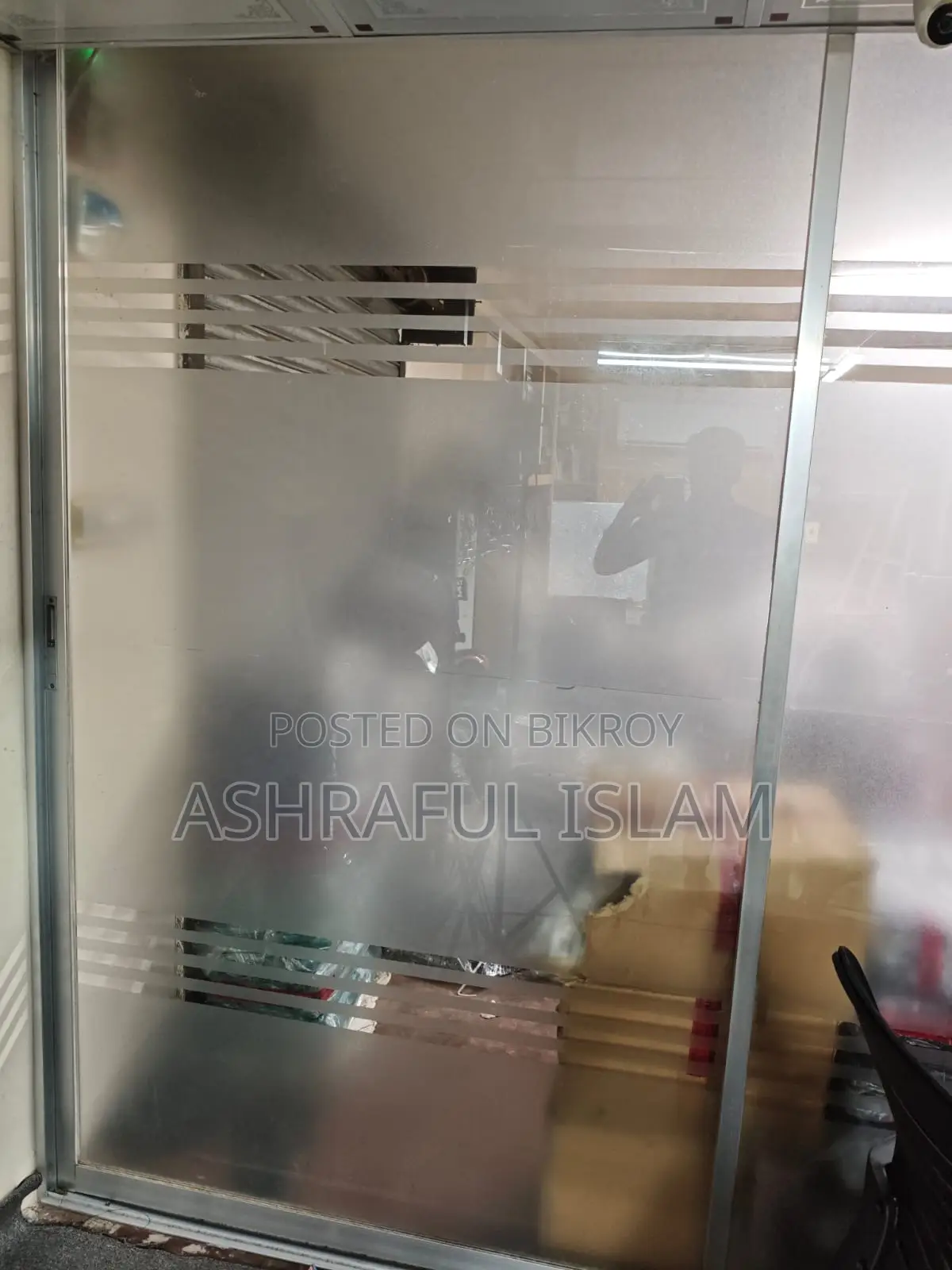 ৬ পিস থাই গ্লাস পার্টিশন (৭×৪.৫ ফিট)