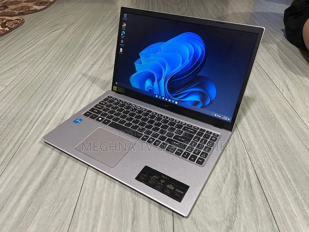 Laptop Acer 4GB Intel SSD 500GB