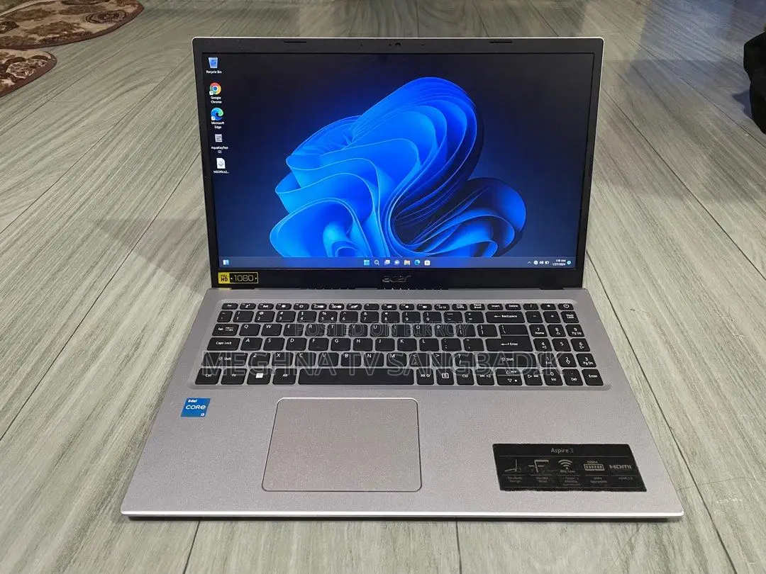 Laptop Acer 4GB Intel SSD 500GB