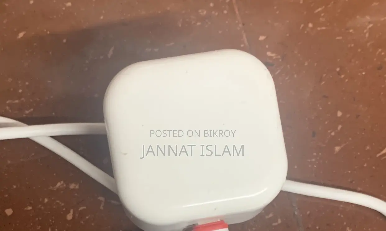 iPhone 20W Adapter