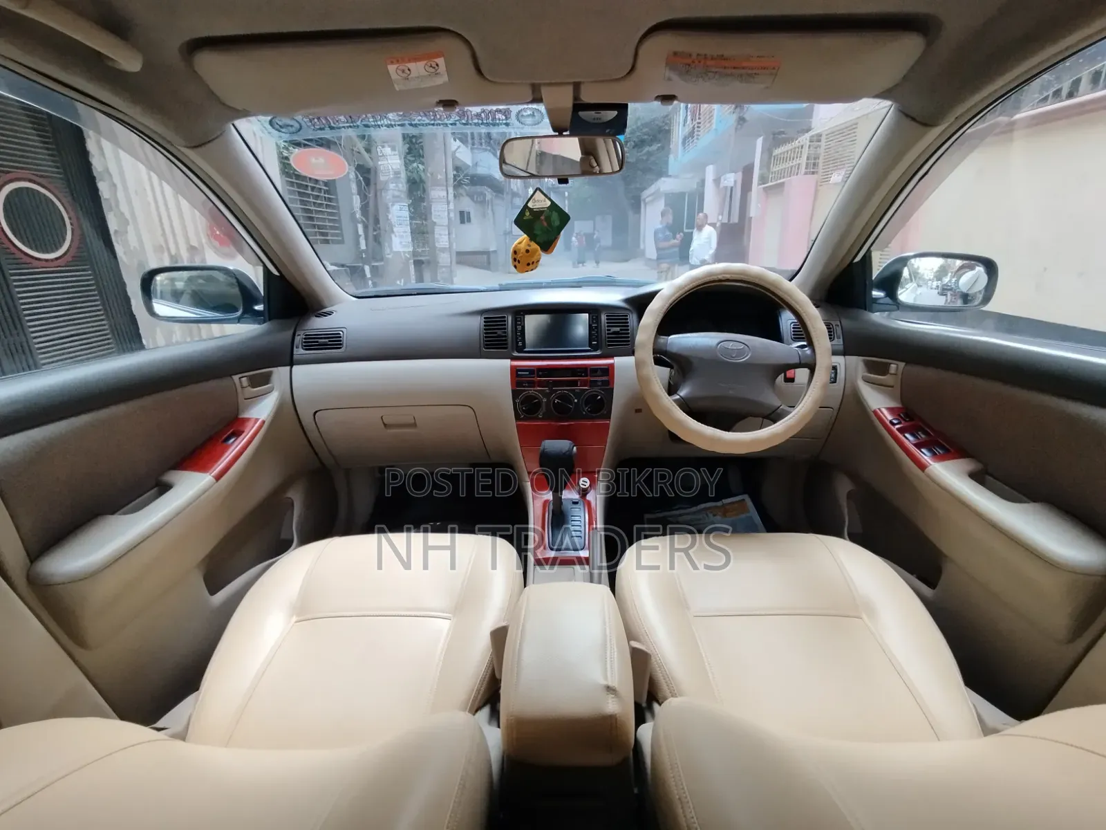 Toyota Corolla 2004 White