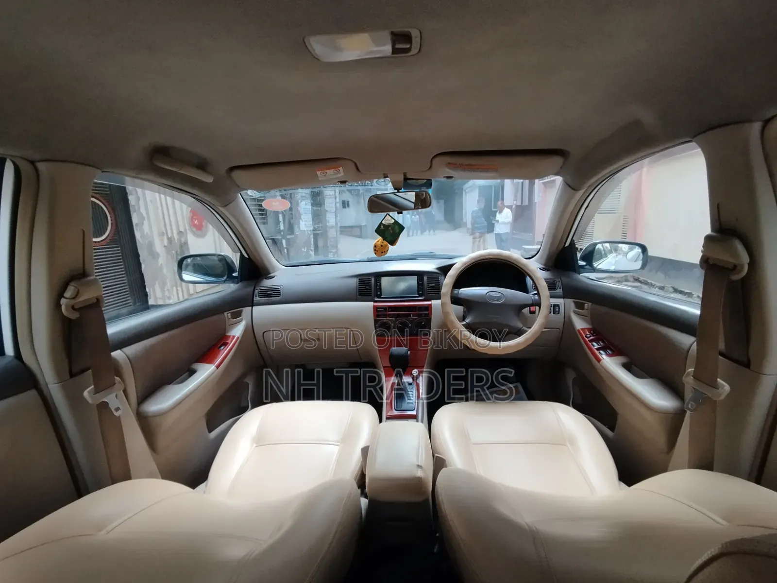 Toyota Corolla 2004 White