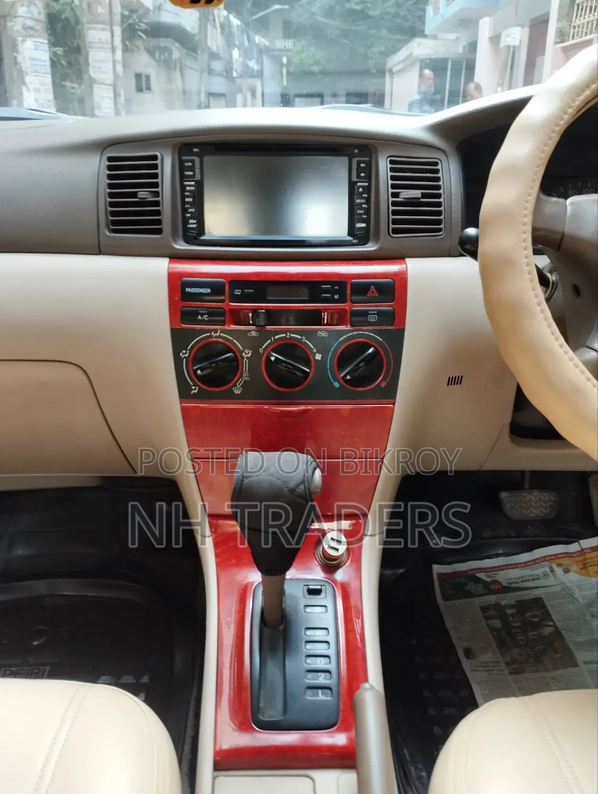 Toyota Corolla 2004 White