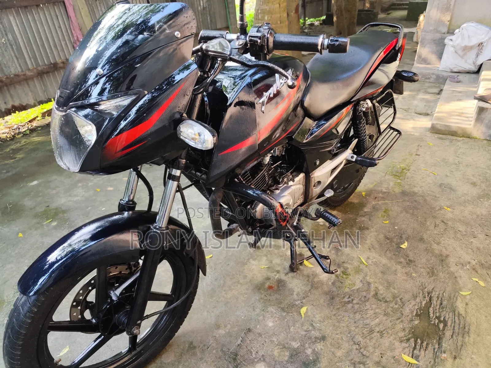 Bajaj Pulsar 150 2011 Black