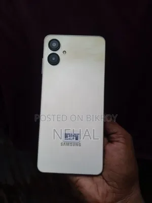 Samsung Galaxy A06 64 GB Gold