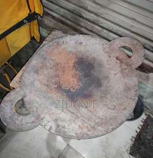বড় লোহার তাওয়া (২৪ কেজি)