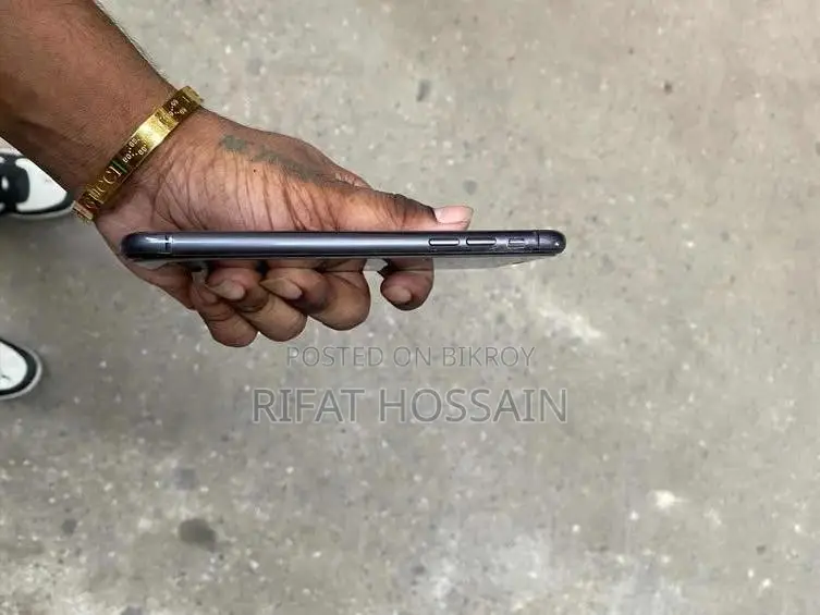 Apple iPhone 11 64 GB Black