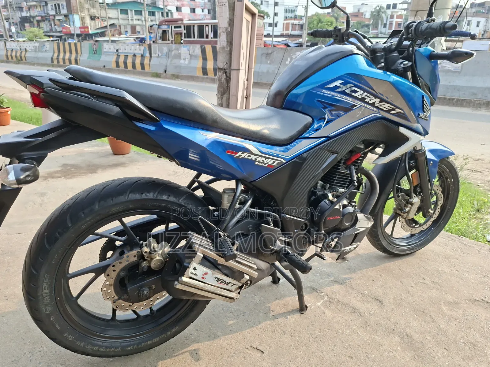 Honda Hornet 2019 Blue
