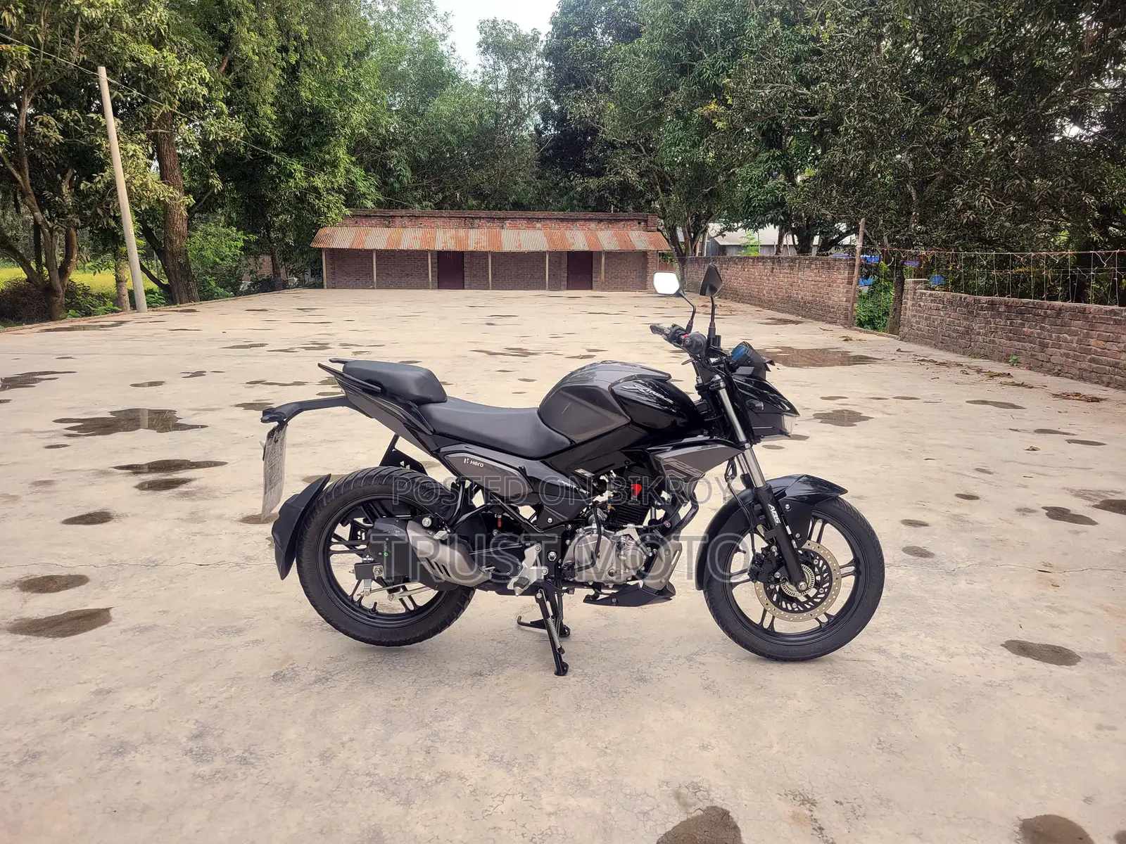 Hero Xtreme 125R 2025 Black