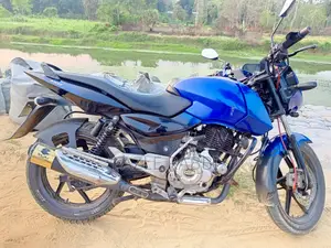 Bajaj Pulsar 150 2016 Blue