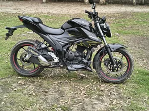 Suzuki Gixxer Fi ABS 2025 Black