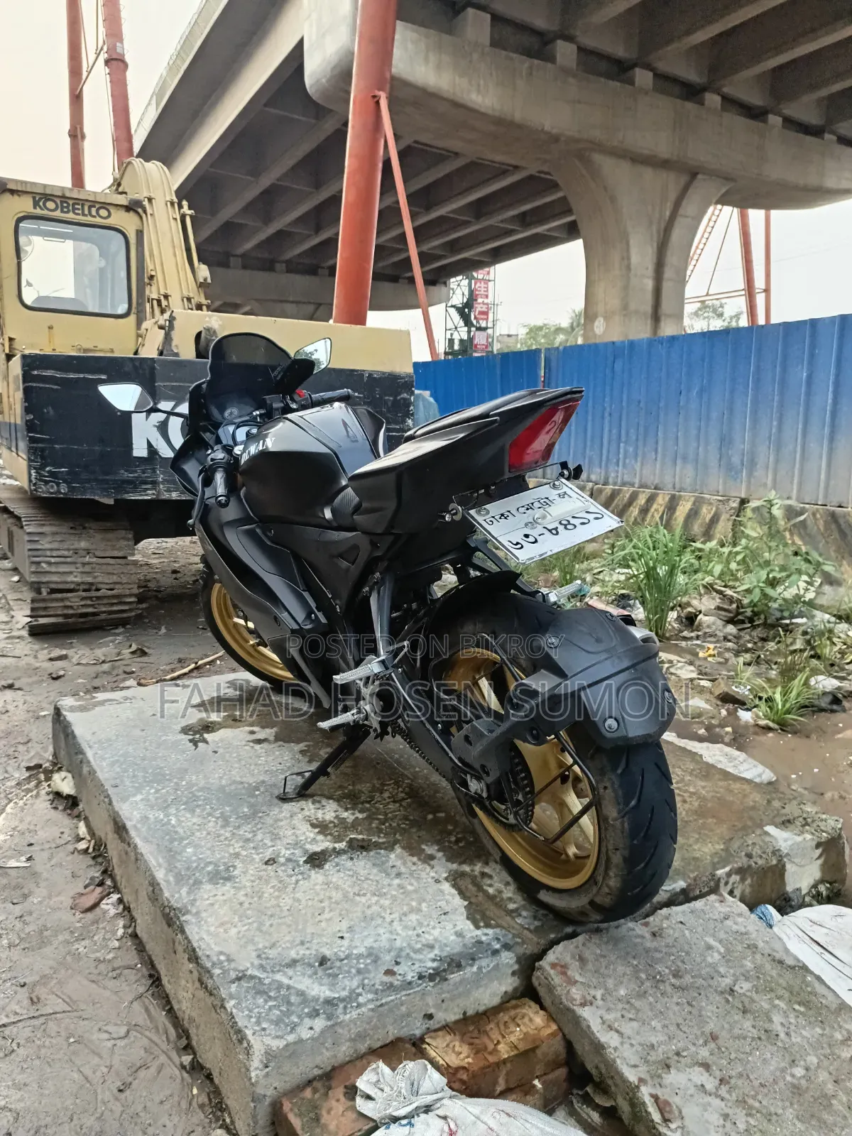 Yamaha R1 2024 Black