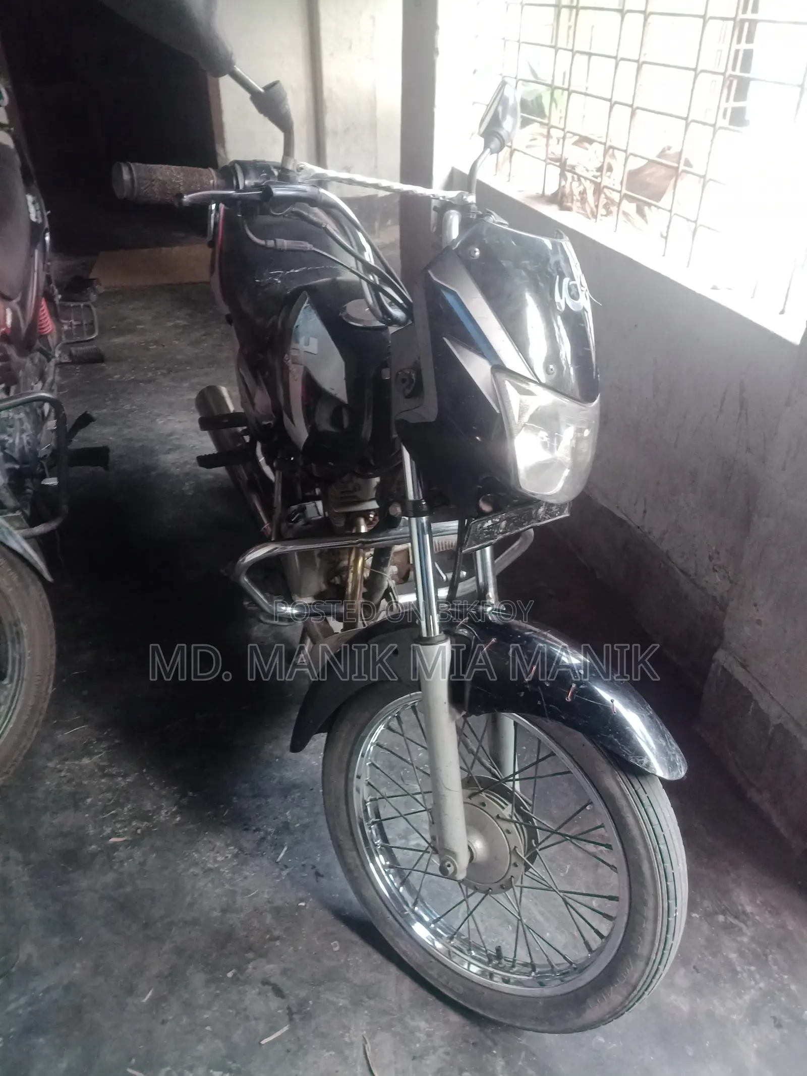 Bajaj CT 100 2012 Black