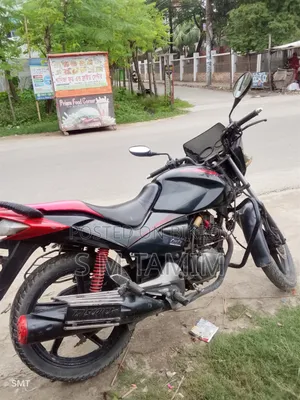 হিরো ২০২৬ কালো