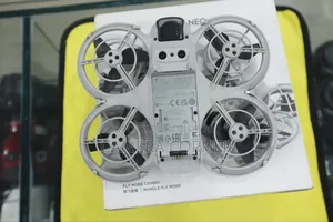 Dji Neo Combo Drone