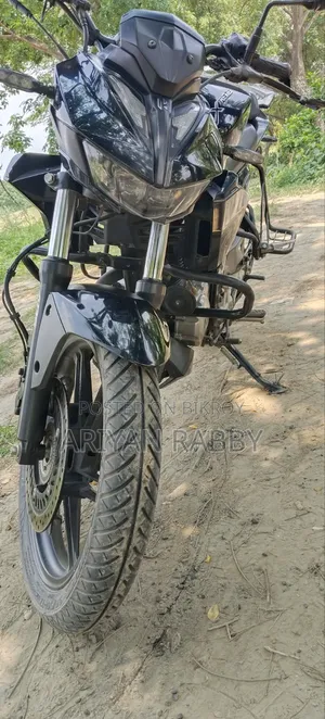 Hero Xtreme 125R 2025 Black