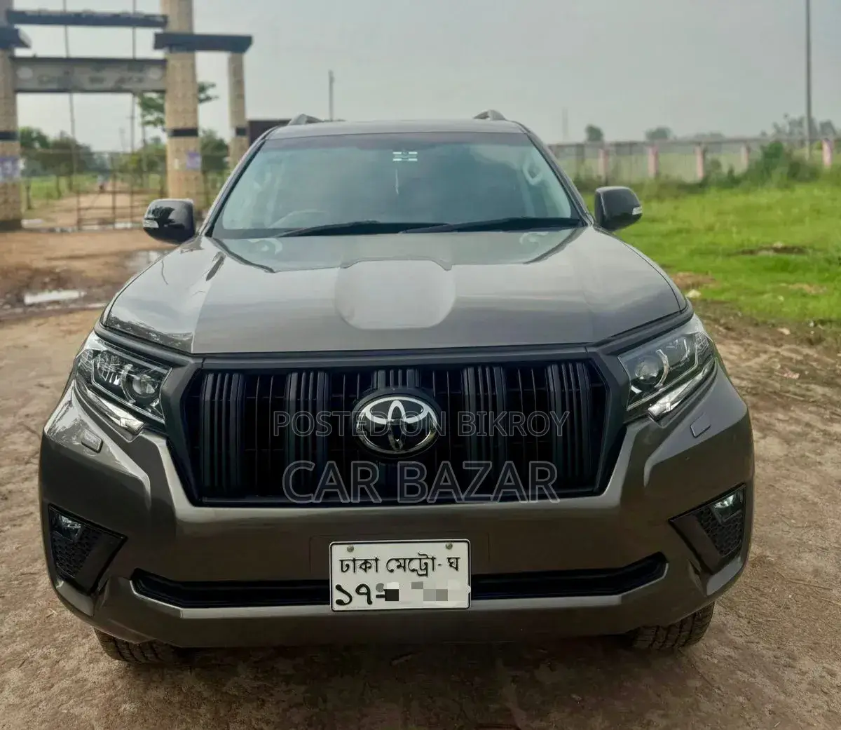 Toyota Land Cruiser Prado 2016 Brown