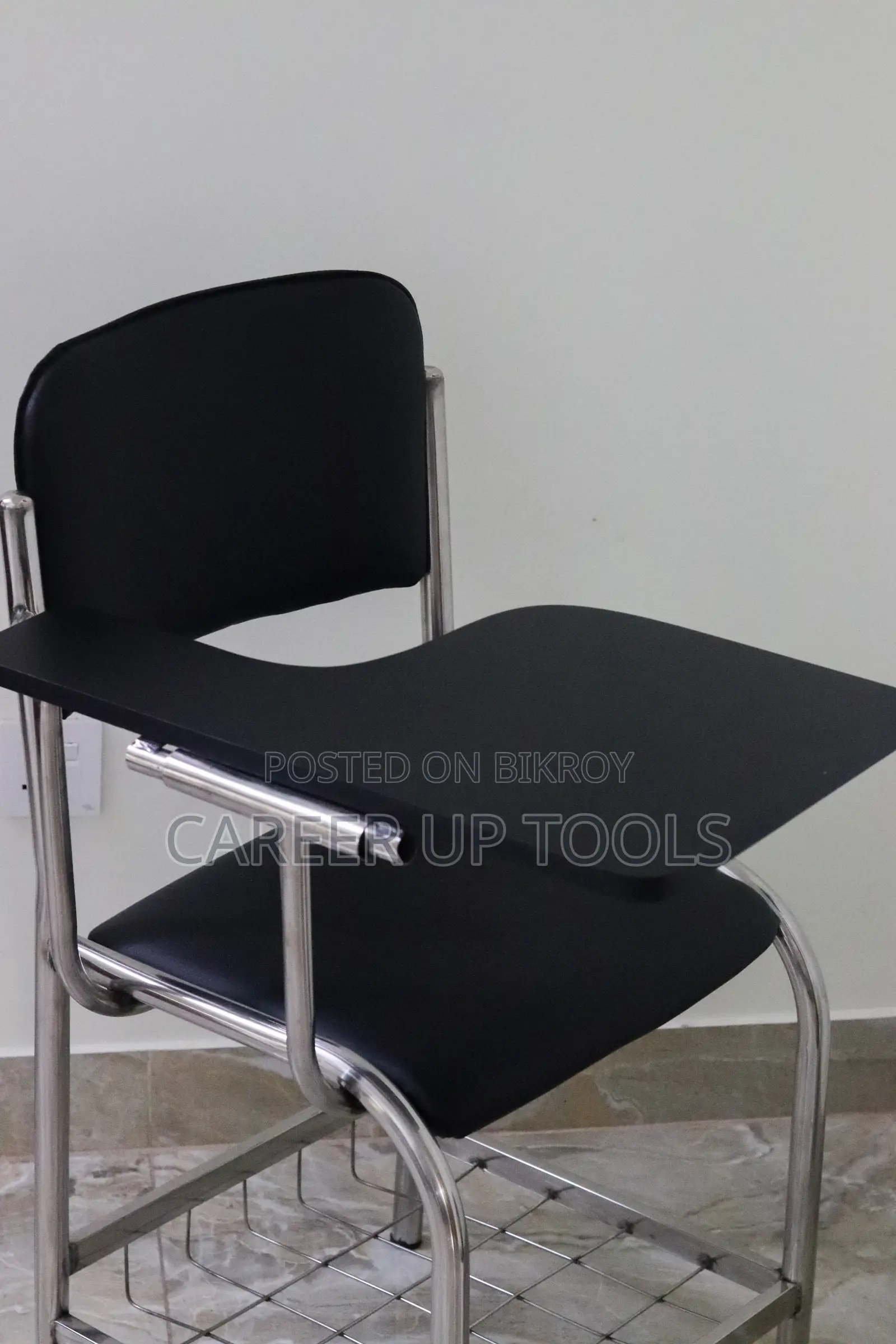 নতুন Ss স্টিল স্টুডেন্ট চেয়ার উইথ Writing Board | Unused | ১৭০০ টাকা