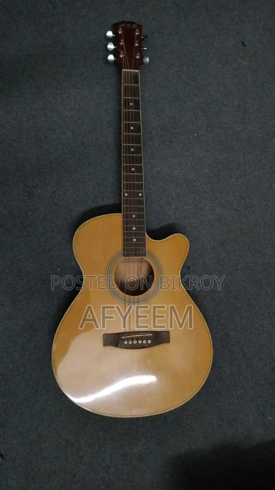 Axe 52-c Guitar