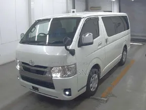 Toyota HiAce 2023 Pearl