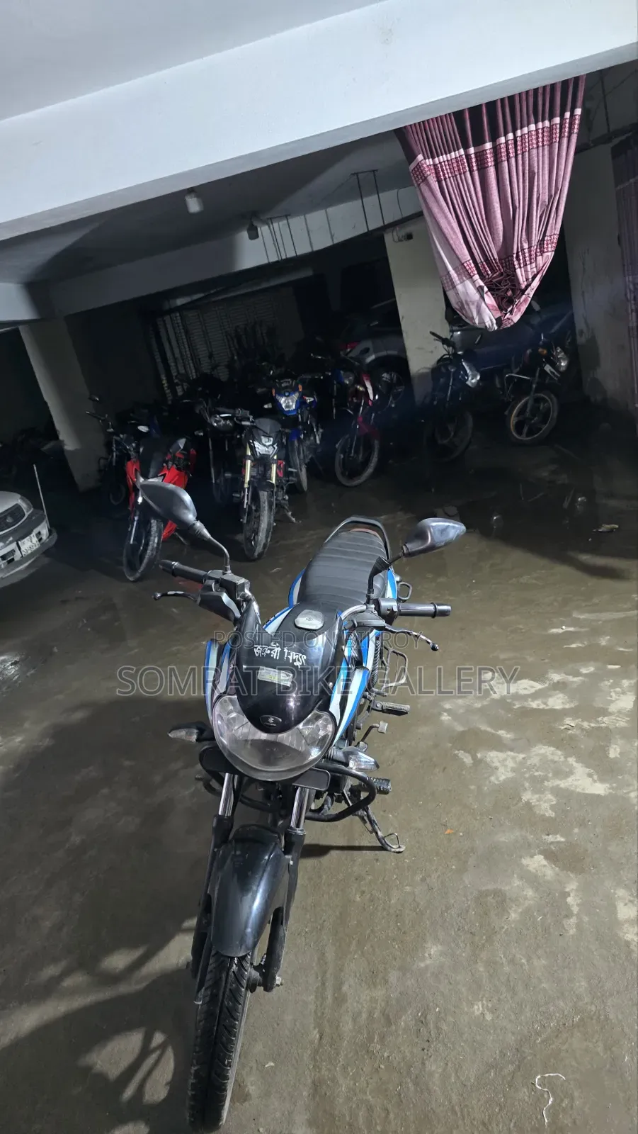 Bajaj Discover 100 2021 Black