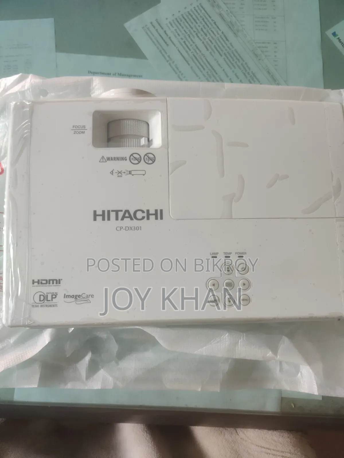 Hitachi Projector