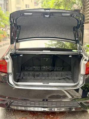 Honda Grace 1.5 Petrol All-Wheel Drive 2018 Black